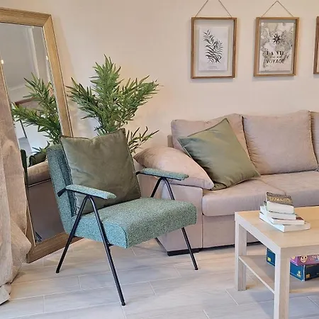 Endless Summer-with Pool 알부페이라